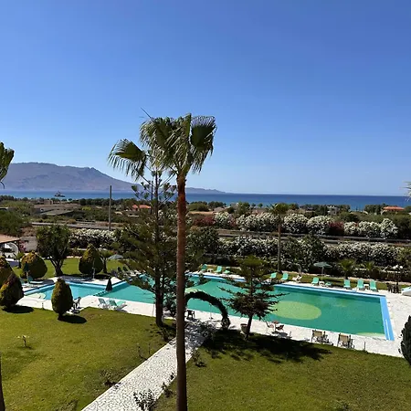 Regina Hotel 3*